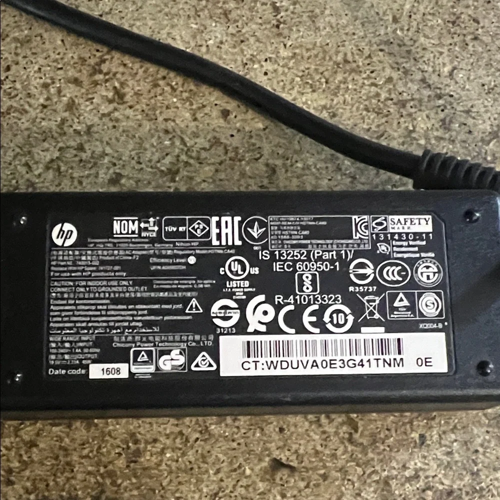 HP Laptop Power Adapter with Cable